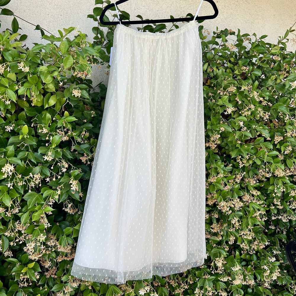 Red Valentino Skirt NWT White Tulle Pleated Point D'esprit Midi 38 US 2 fits Med - Picture 10 of 10